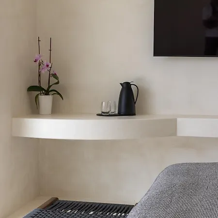 Horizon Majesty * Mykonos Town