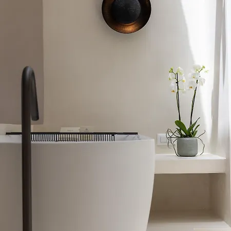 Horizon Majesty * Mykonos Town