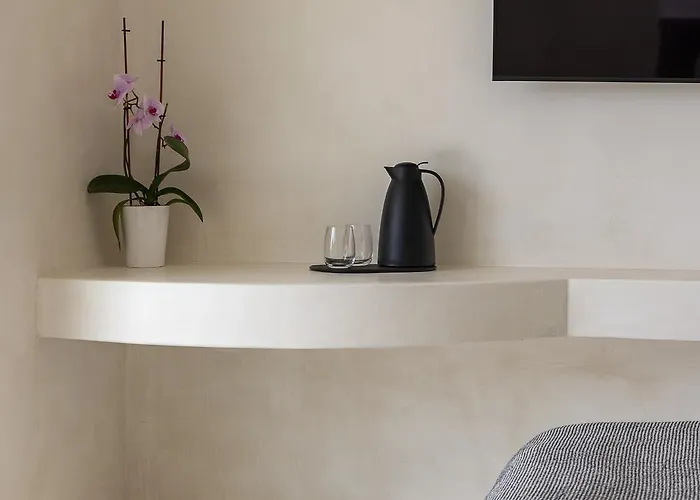 Horizon Majesty * Mykonos Town