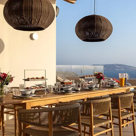 Horizon Majesty * Mykonos Town