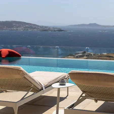 Horizon Majesty * Mykonos Town